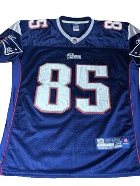 Reebok Chad Ochocinco #85 New England Patriots Jersey Sewn Embroidered